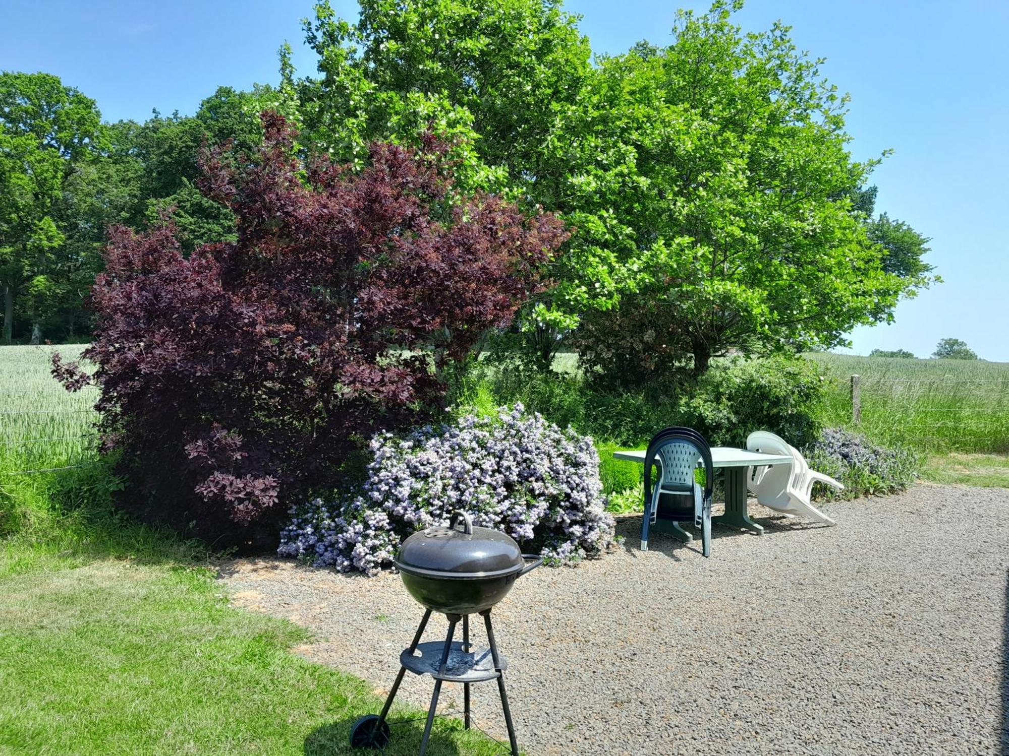 Vila La Grange Taillebois Exteriér fotografie