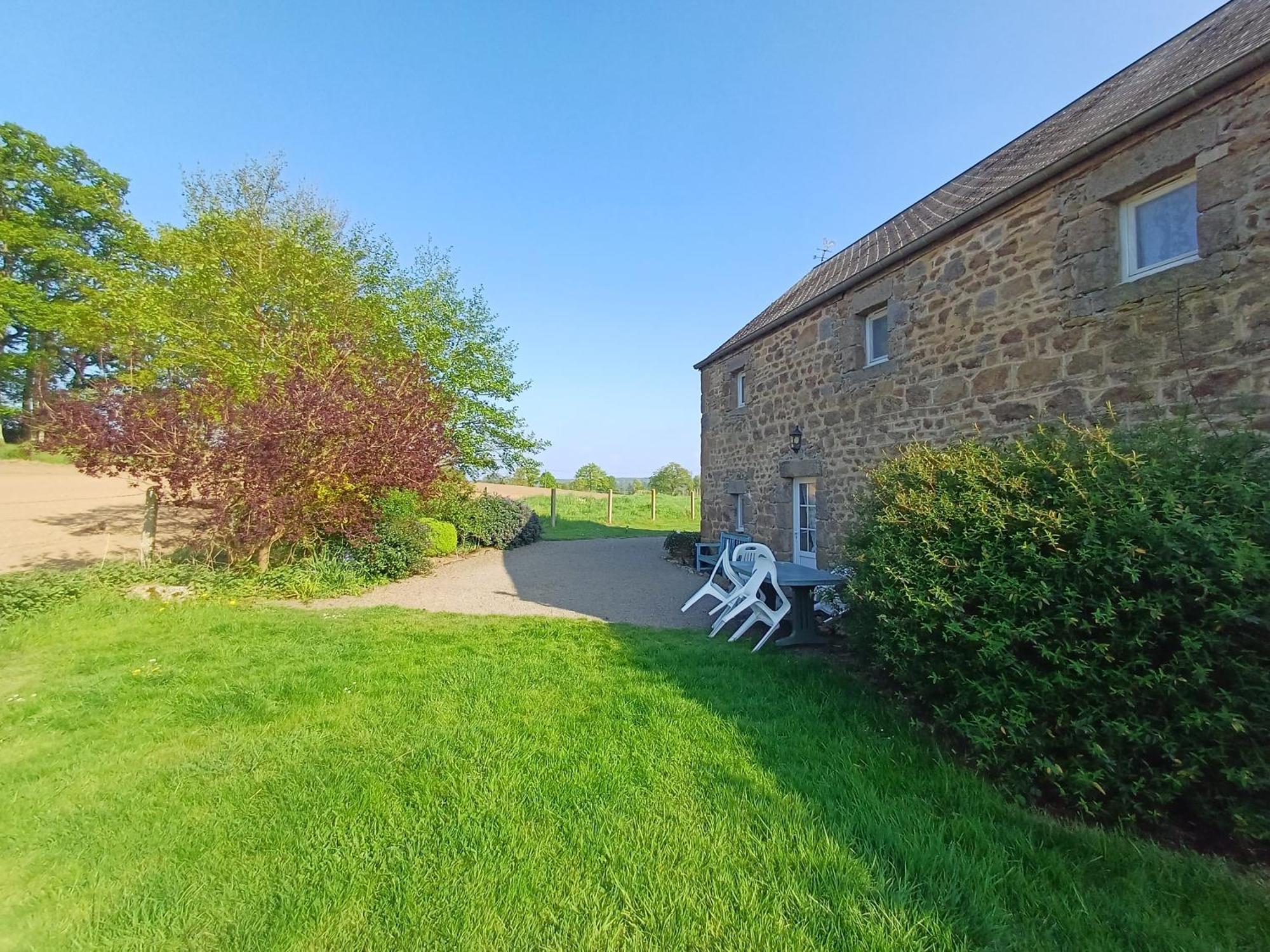 Vila La Grange Taillebois Exteriér fotografie